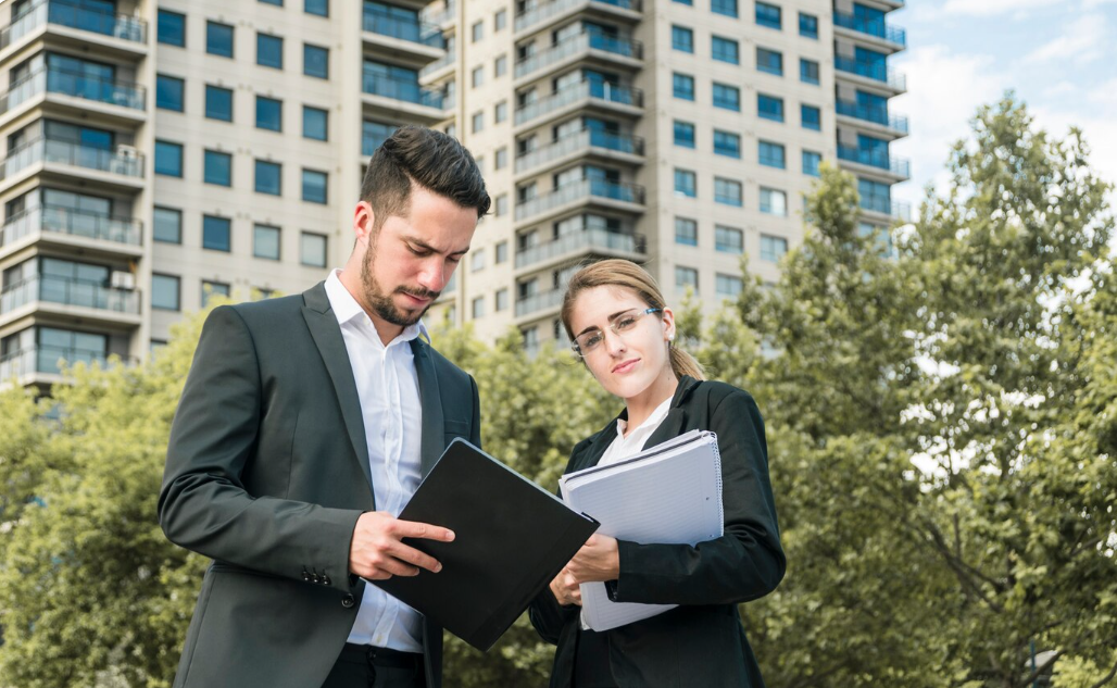 Key Real Estate Legal Tips for Buyers, Sellers, and Investors